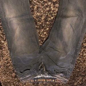 Men’s rock revival jeans size 33